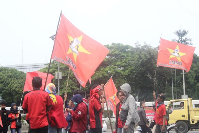 Aksi unjuk rasa LMND tolak RUU Keamanan Nasional