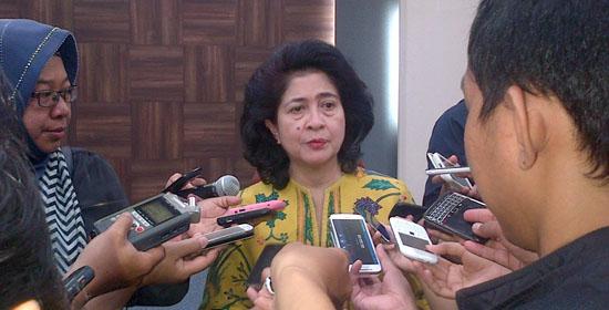 Menteri Kesehatan, Nila Farid Moeloek