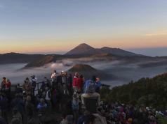 5 Rekomendasi Penginapan Unik di Kawasan Bromo dengan Pemandangan Gunung