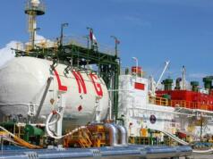 Pemerintah Turunkan Harga LNG, Industri Diharapkan Tetap Kompetitif dan Serap Tenaga Kerja