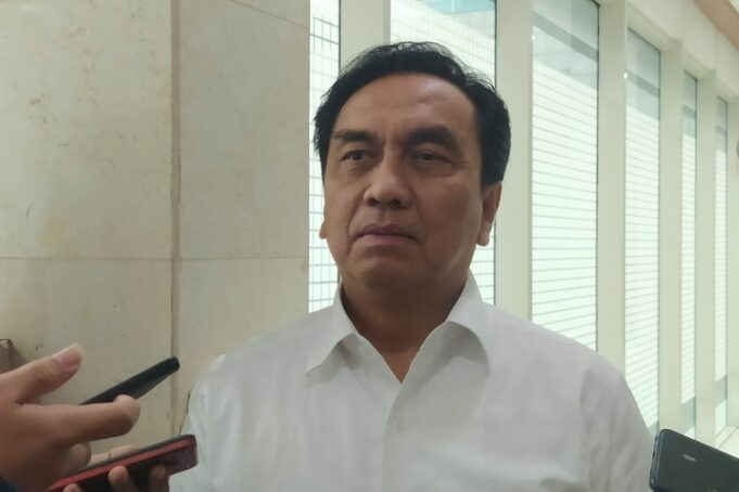 Anggota Komisi I DPR RI Effendi Simbolon.