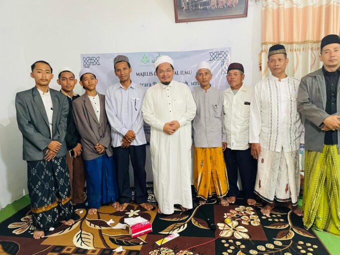 Safari Dakwah Kyai Nafis di Gresik