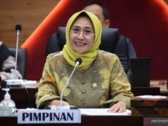 Hetifah: Sekolah Harus Perhatikan Kesehatan Fisik dan Mental Siswa Ketua Komisi X DPR RI Hetifah Sjaifudian