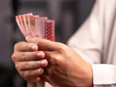 Pasar Keuangan Selasa Pagi: Rupiah Melemah ke Rp17.483 Saat IHSG Dibuka Menguat