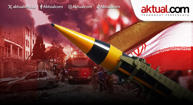 Rudal balistik darat ke darat dengan jangkauan 2.000 km bernama Khaibar dipamerkan di Tehran, Iran, Kamis (25/3/2023). /ANTARA FOTO/WANA (West Asia News Agency) via REUTERS/foc.