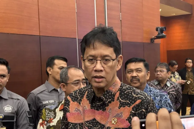 Menteri Keuangan Purbaya Yudhi Sadewa menjawab pertanyaan wartawan di Kantor Kementerian Keuangan, Jakarta, Jumat (13/3/2026). ANTARA/Imamatul Silfia.
