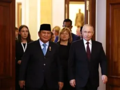 Indonesia Rencana Beli Minyak dari Rusia Presiden RI Prabowo Subianto (kiri) dan Presiden Rusia Vladimir Putin ketika berada Istana Kremlin, Moskow, Rusia, Senin (13/4/2026) (ANTARA/HO-Bakom RI)