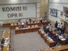 DPR Ingatkan RUU Perampasan Aset Tak Bisa Diterapkan Sembarangan Anggota Komisi III DPR RI Rikwanto saat Rapat Dengar Pendapat Umum (RDPU) RUU Perampasan Aset di kompleks parlemen, Senayan, Jakarta, Senin (20/4/2026). ANTARA/Bagus Ahmad Rizaldi/am.