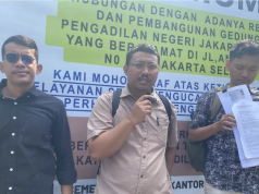 TAUD Ajukan Praperadilan Kasus Penganiayaan Aktivis KontraS Andrie Yunus di PN Jaksel Tim kuasa hukum mengajukan praperadilan kasus dugaan penganiayaan terhadap aktivis Komisi untuk Orang Hilang dan Korban Tindak Kekerasan (KontraS) Andrie Yunus ke Pengadilan Negeri Jakarta Selatan, Jakarta, Rabu (29/4/2026). ANTARA/Luthfia Miranda Putri.