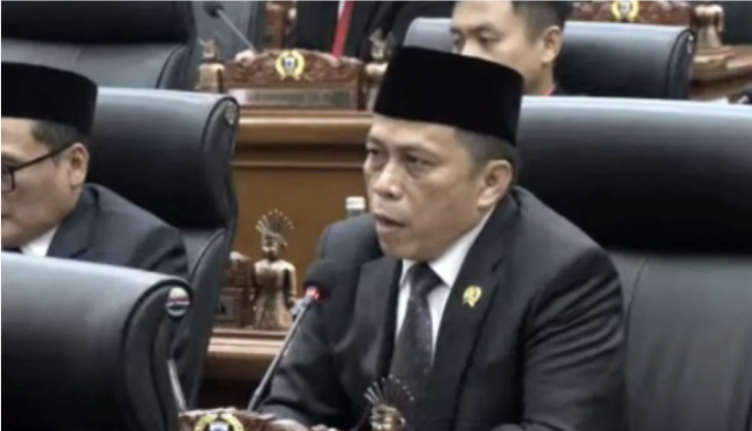 Tangkapan layar - Ketua Komisi E DPRD DKI Jakarta Muhammad Subki dalam rapat paripurna DPRD DKI Jakarta di Jakarta, Kamis (30/4/2026). ANTARA/Khaerul Izan.
