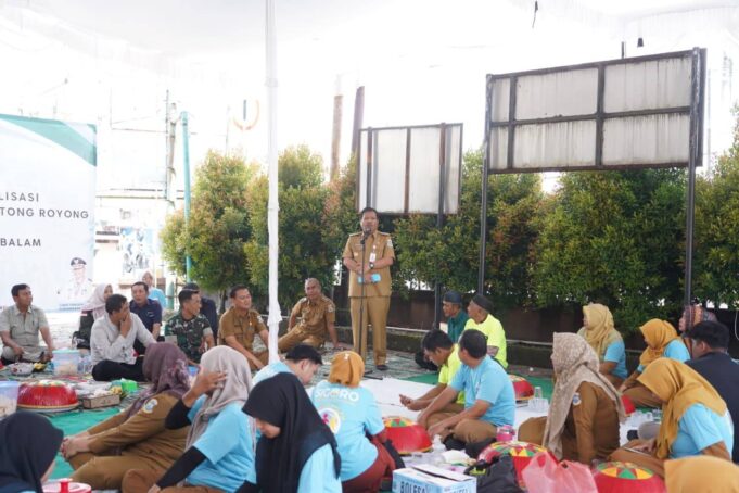 WhatsAppImage2026-04-14at134000 Wali Kota Pangkalpinang Saparudin saat meresmikan inovasi Sistem Integrasi Gotong Royong (SIGORO) di Kantor Camat Pangkalbalam, Selasa (14/4/2026). aktual/DOK PEMKOT PANGKALPINANG