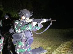 Pertajam Kemampuan Tempur Kopasgat Latihan Tembak Malam Hari