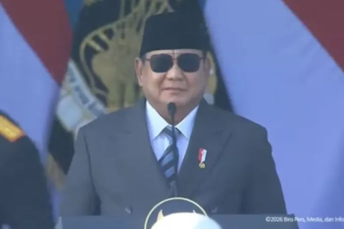 Tangkapan layar - Presiden RI Prabowo Subianto memimpin upacara peringatan Hari Bhayangkara ke-80 di Satuan Latihan (Satlat) Brimob Polri, Cikeas, Kabupaten Bogor, Jawa Barat, Rabu (1/7/2026). (ANTARA/YouTube Sekretariat Presiden/Aditya Ramadhan)